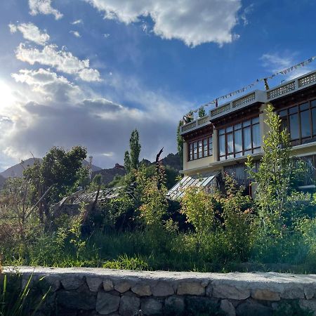 The Willow House Лех Экстерьер фото