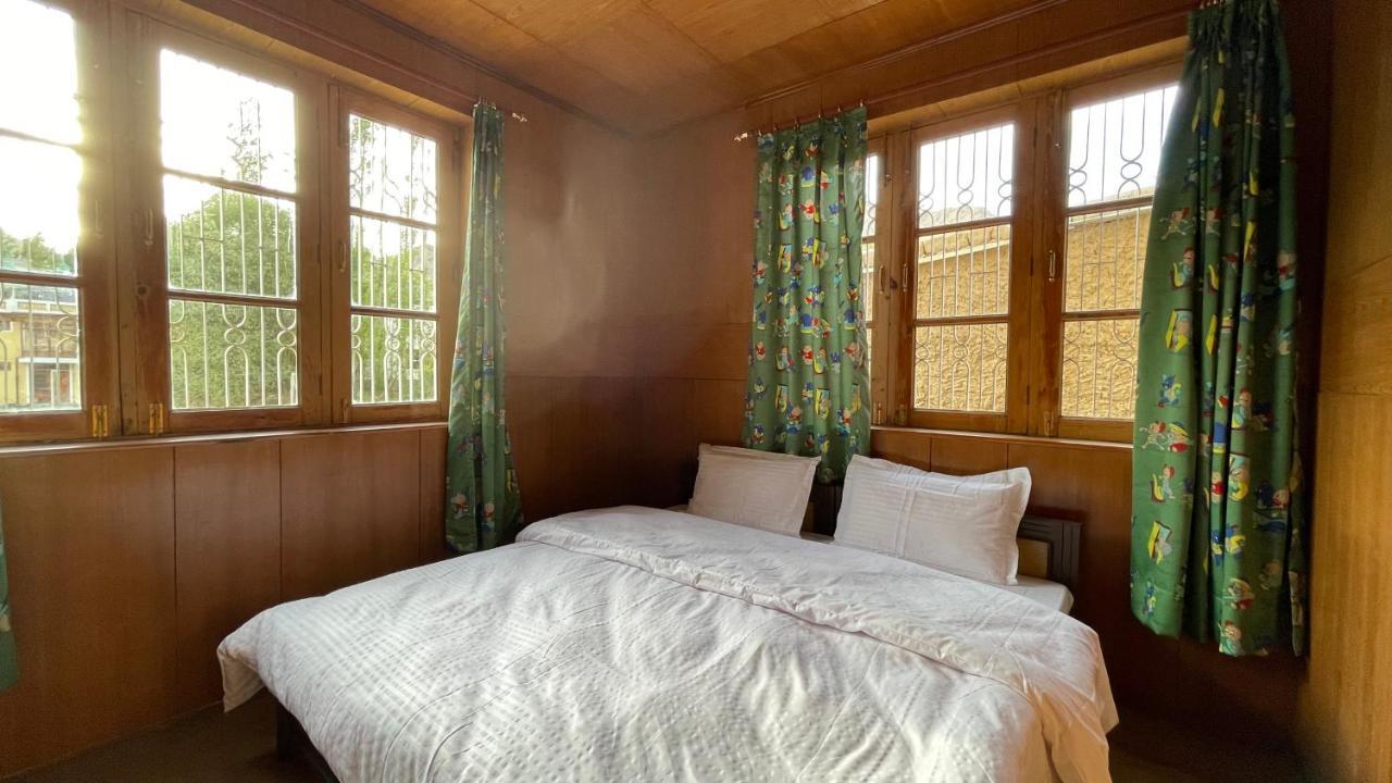The Willow House Лех Экстерьер фото