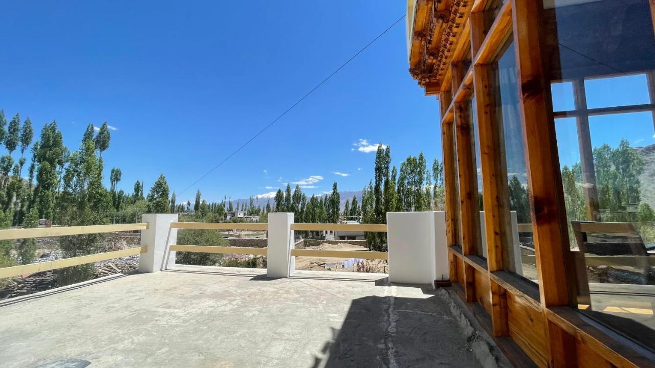 The Willow House Лех Экстерьер фото